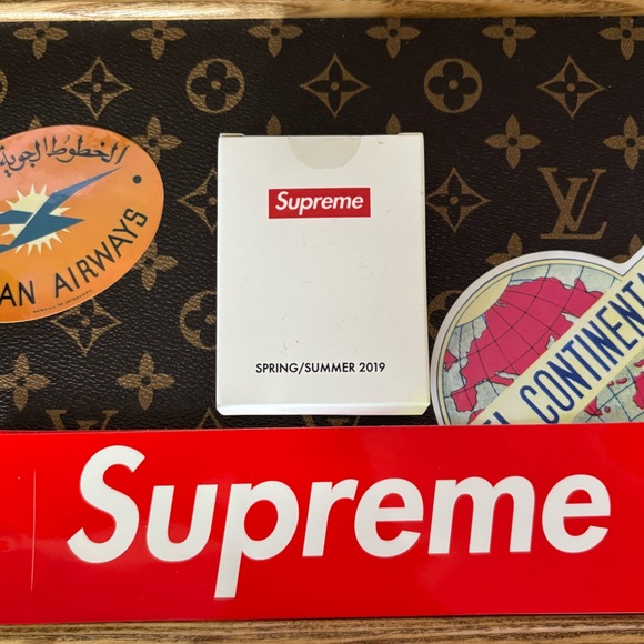 Supreme Shower Cap - Brand New Authentic - Picture 2 of 6